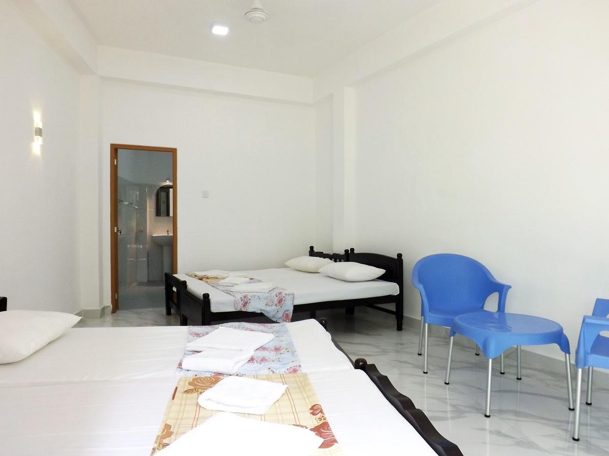 Hotel Diana Hikkaduwa Esterno foto